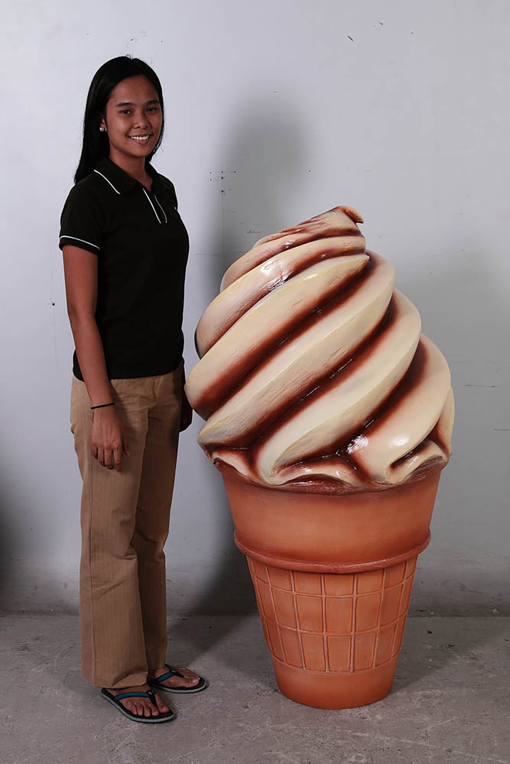 4' Choclate Swirl Ice cream