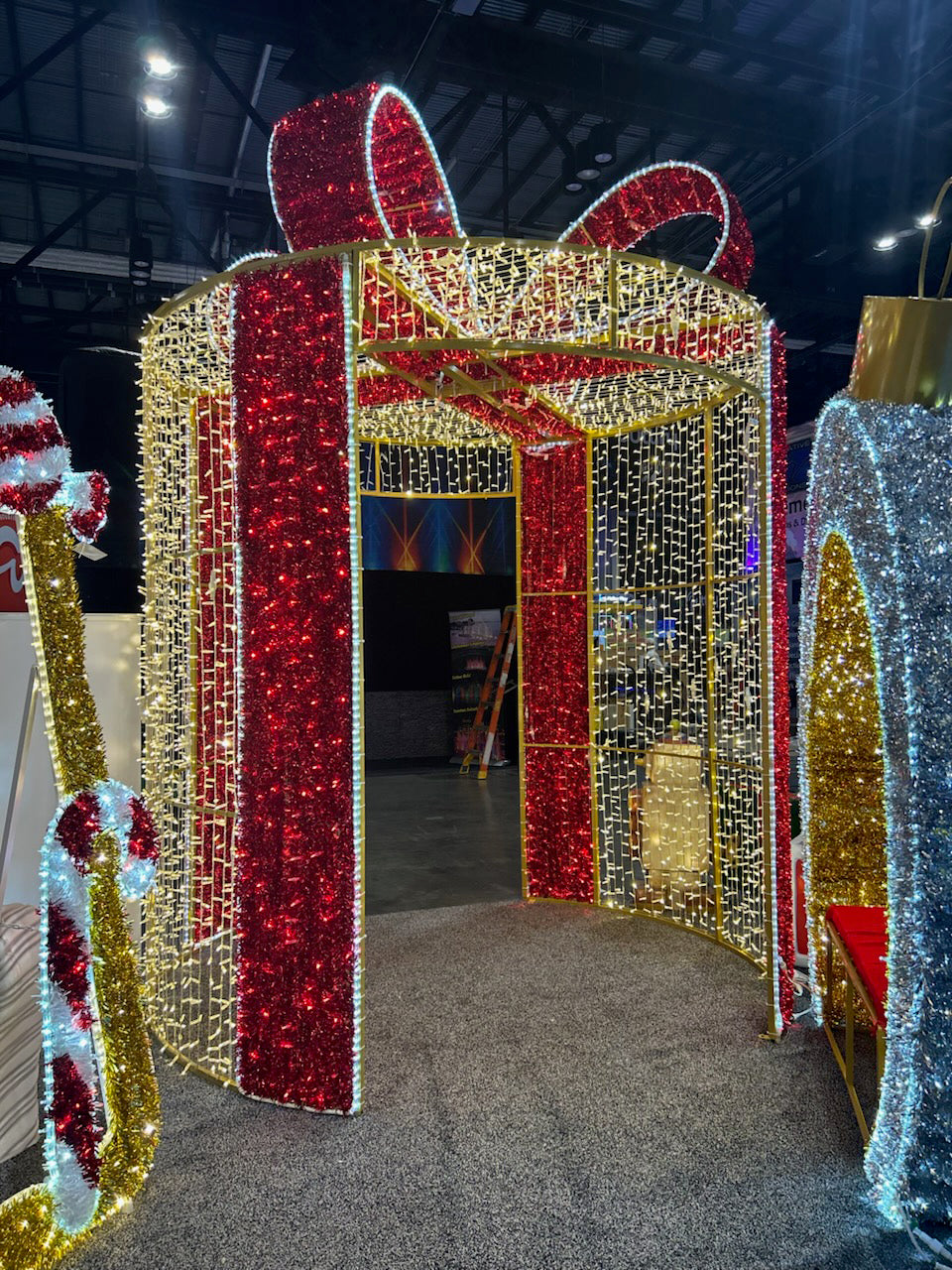 11.5' Tall LED Gift Box with Bow Photo Op