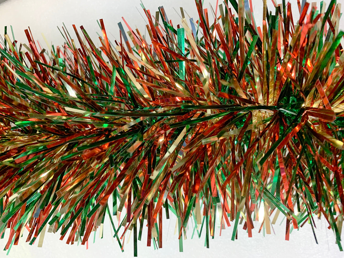 6" Metallic Red, Green and Gold Garland 20' Section