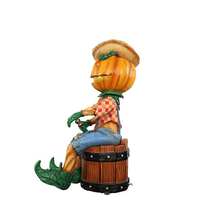 Pumpkin Scarecrow Playing the Spoons