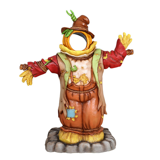 6' Scarecrow Photo Op