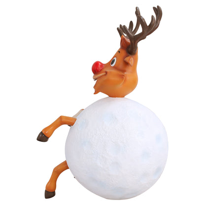 5' Reindeer in Snowball