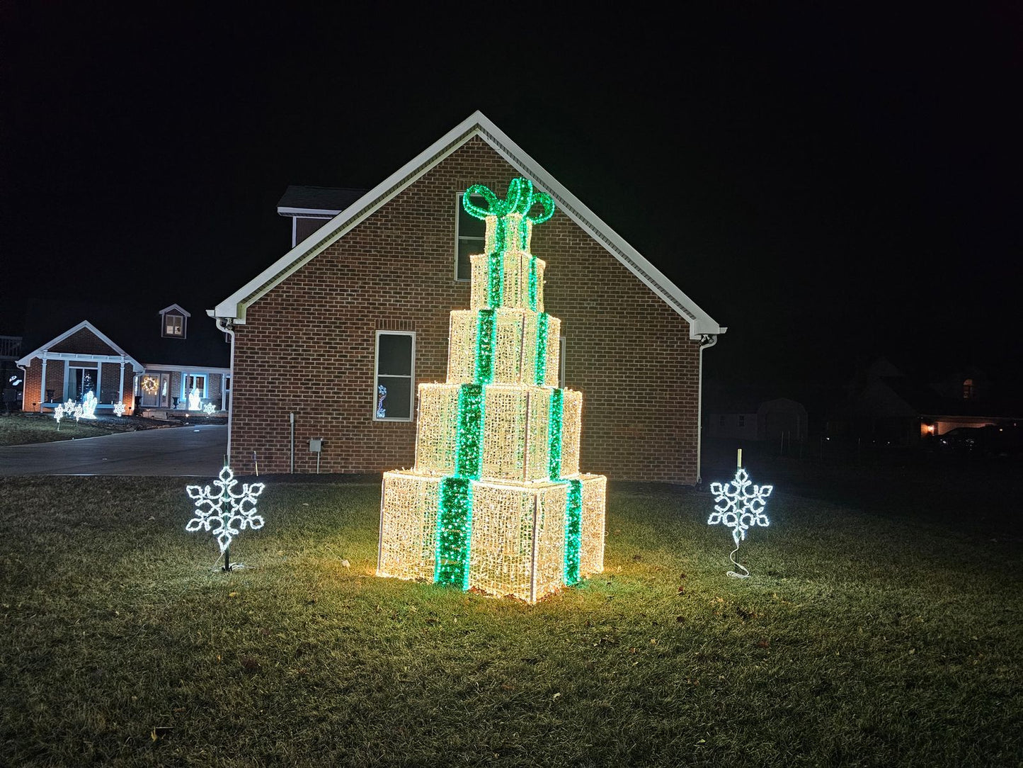 11' Green 3D Gift Stack Neon Flex