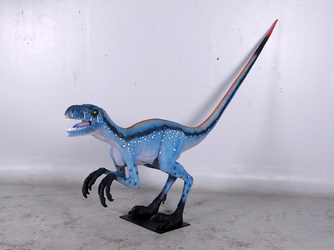 6' Ferocious Deinonychus