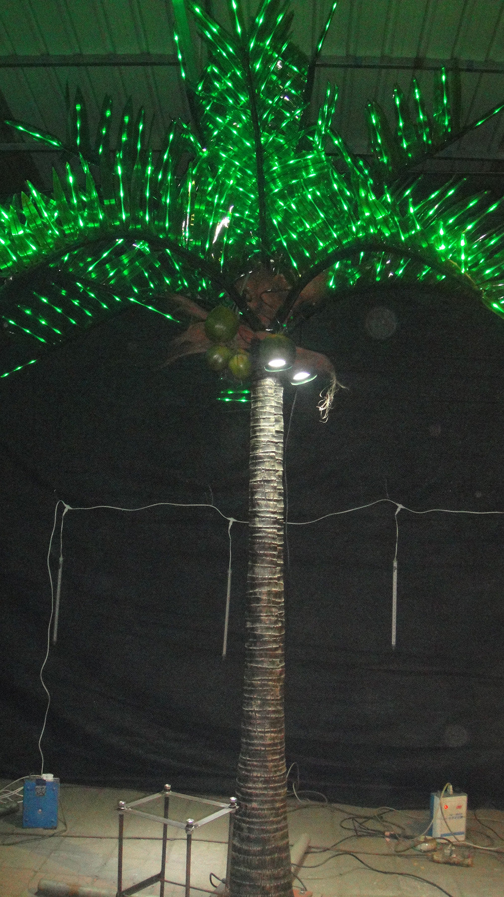 12' Tall LED Green Palm Tree