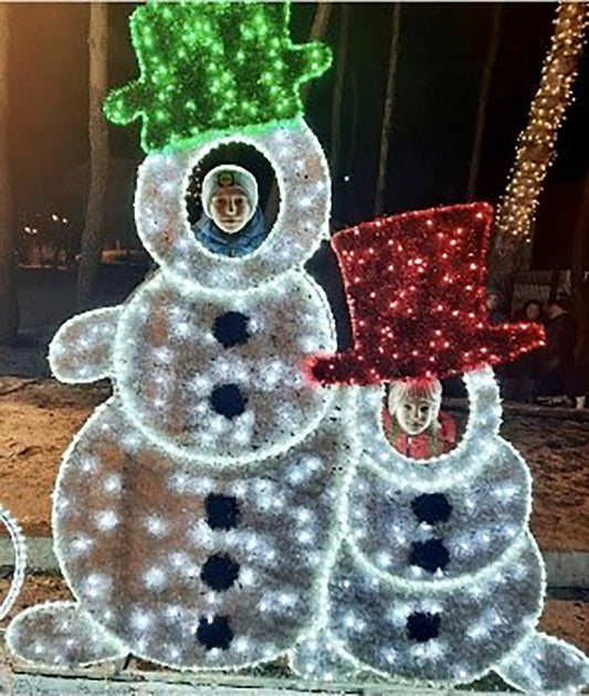 2 Person Snowman Photo Op